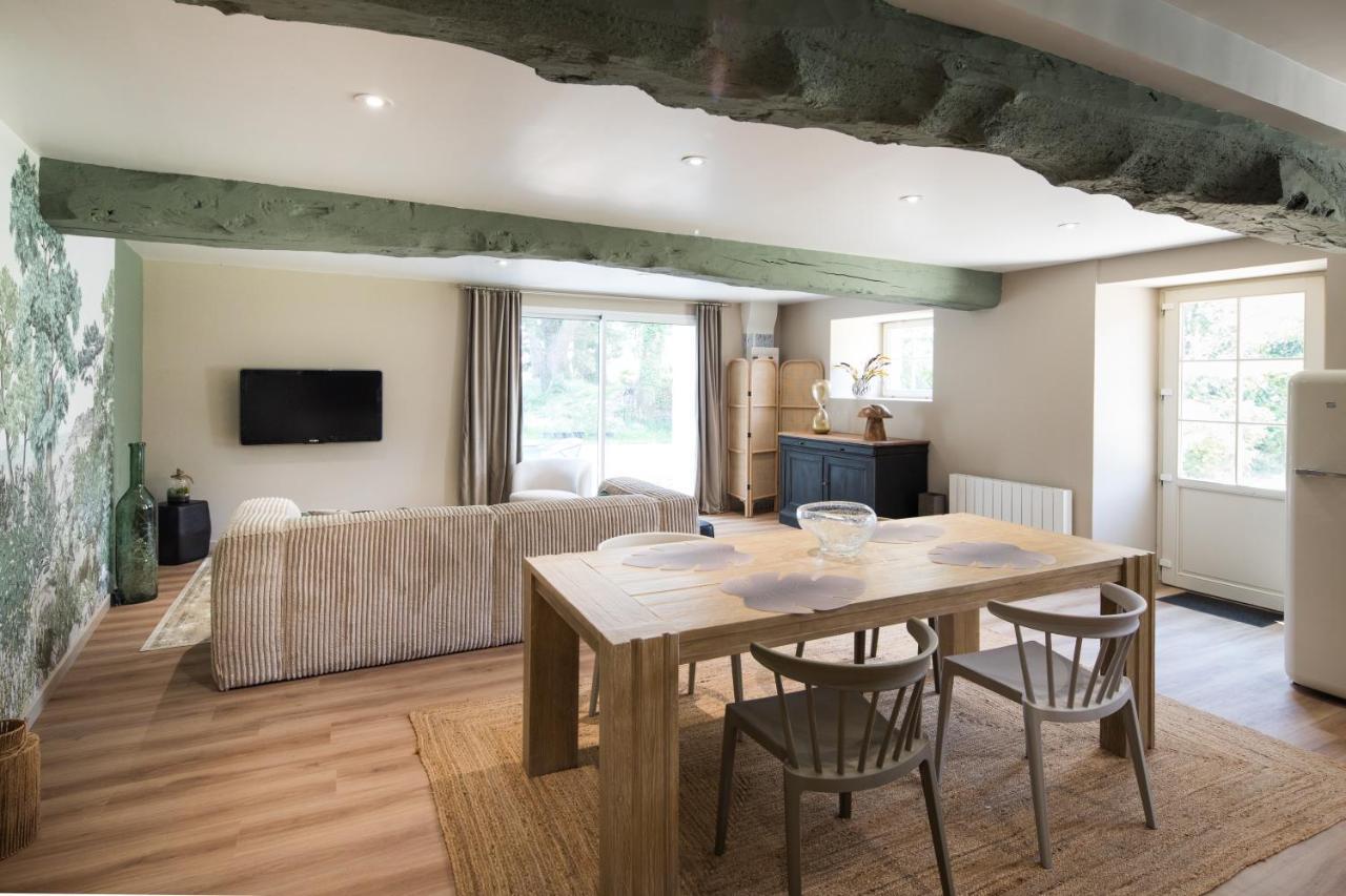 Manoir Du Vau D Arz Gites Et Chambres D Hotes Avec Piscine Malansac Buitenkant foto